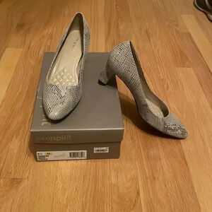Easy Spirit Heels
